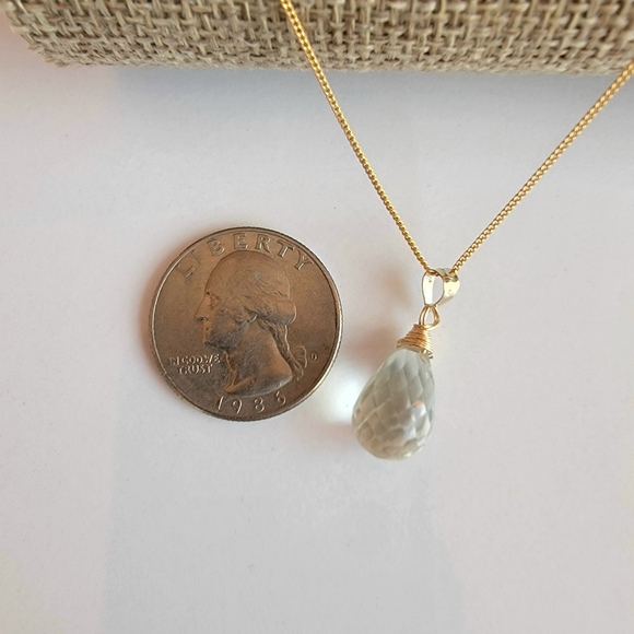 Green Amethyst Necklace Minimalist Crystal Gemstone February Birthstone - Picture 3 of 4